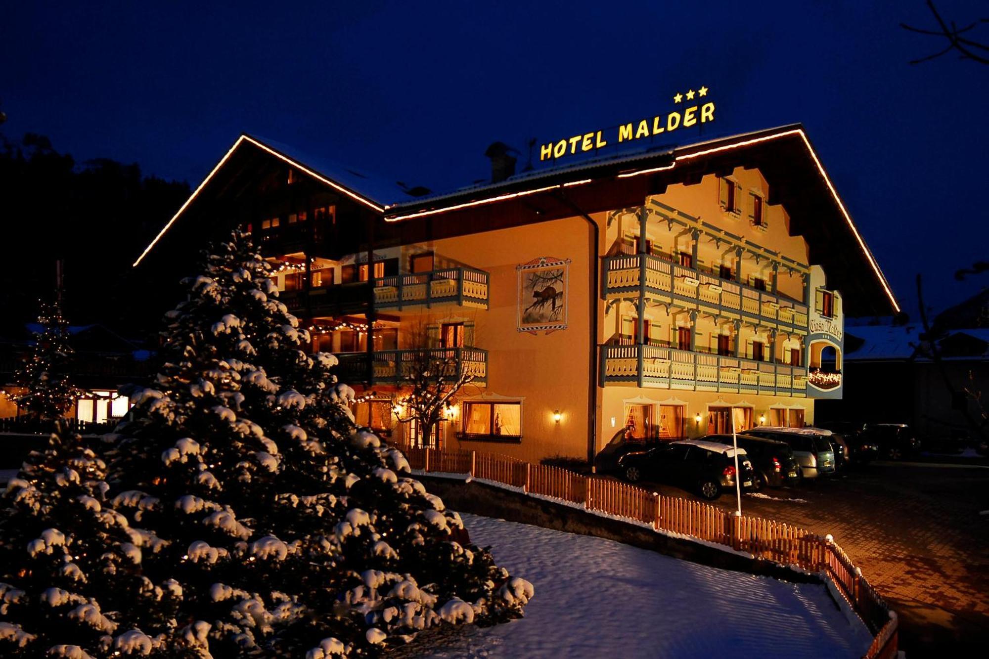 Hotel Malder ソラーガ エクステリア 写真