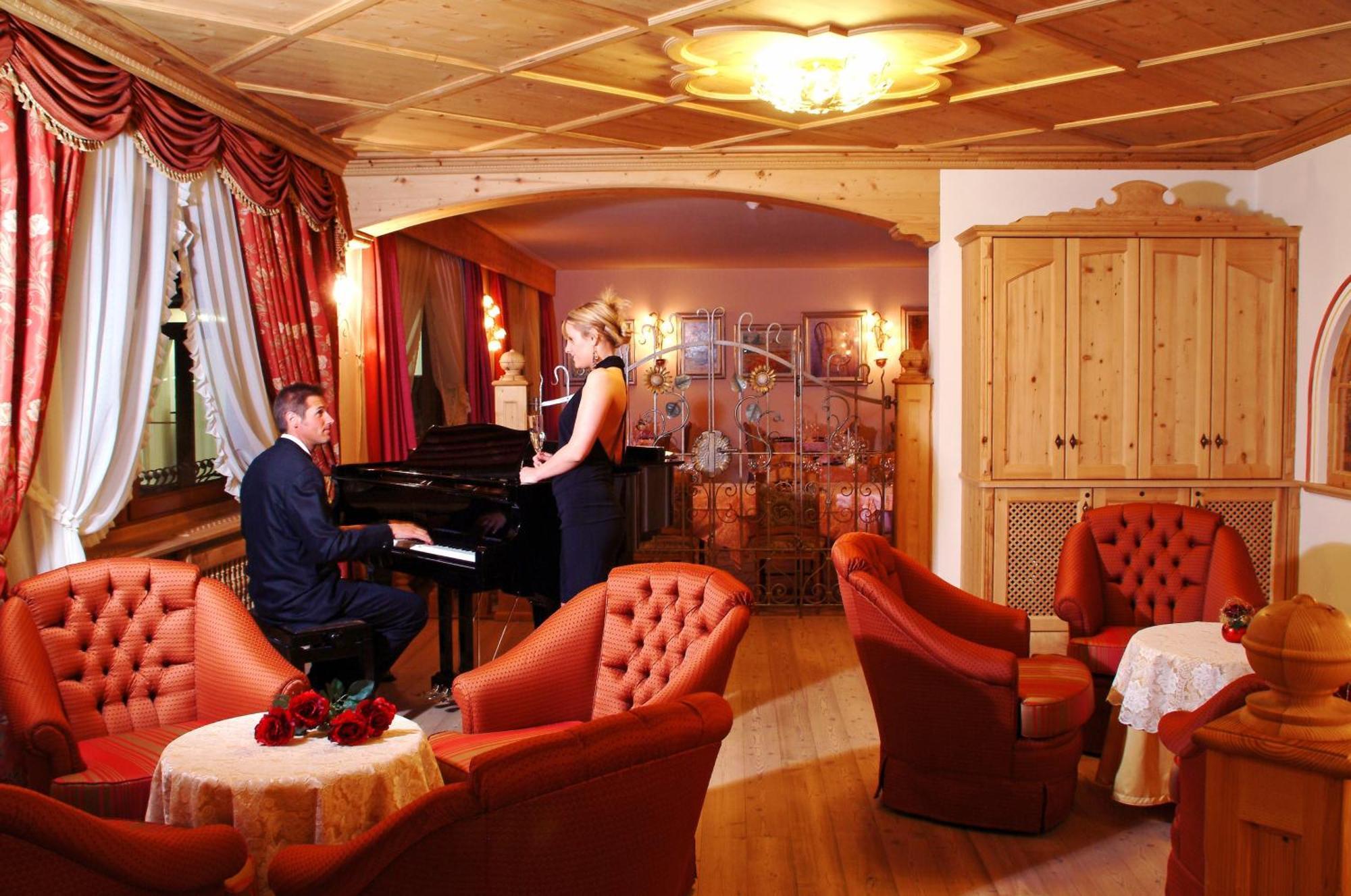 Hotel Malder ソラーガ エクステリア 写真